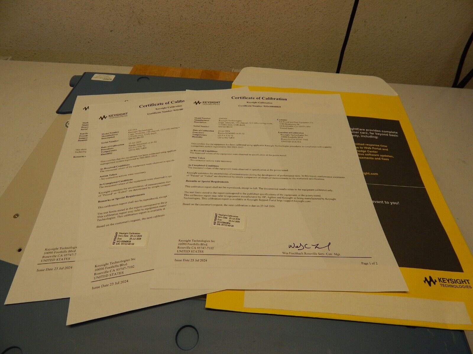 Agilent M9502A, 2 0f U4154A 136 Channel Logic Analyzer  & 8  U4201A Digital Pods