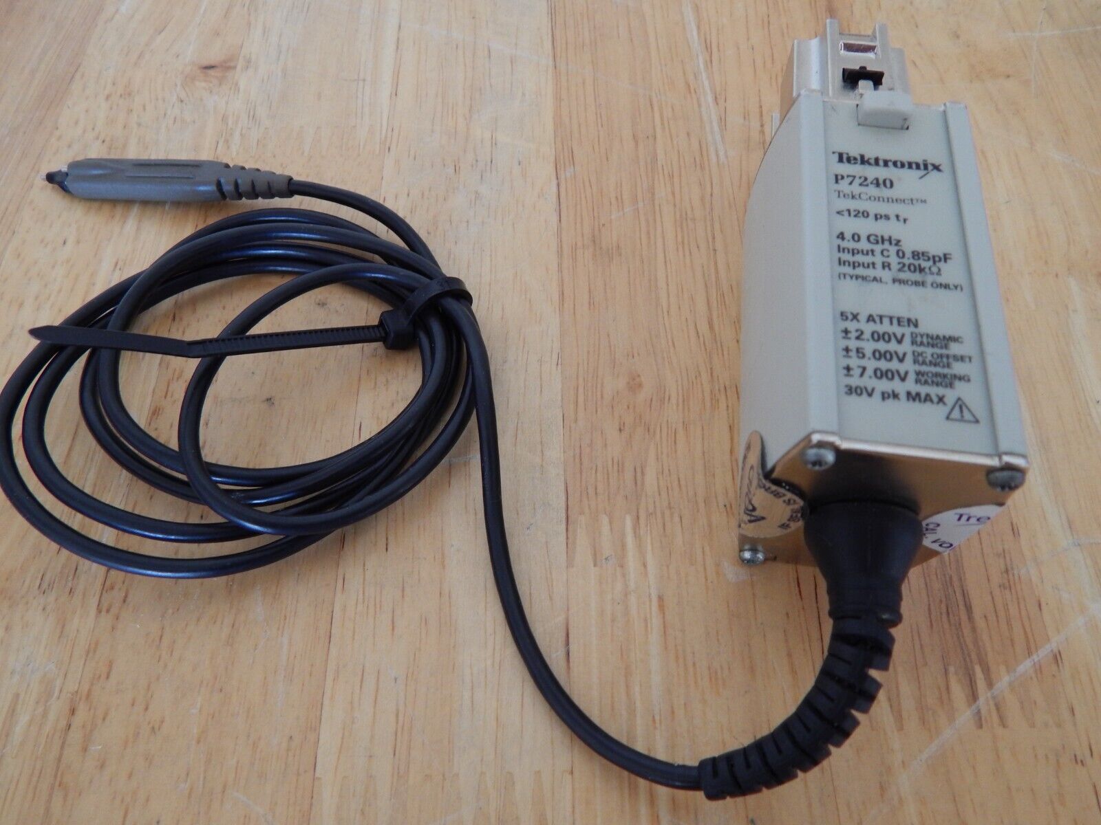 Tektronix P7240 4 GHz High Performance Active Voltage Probe TekConnect