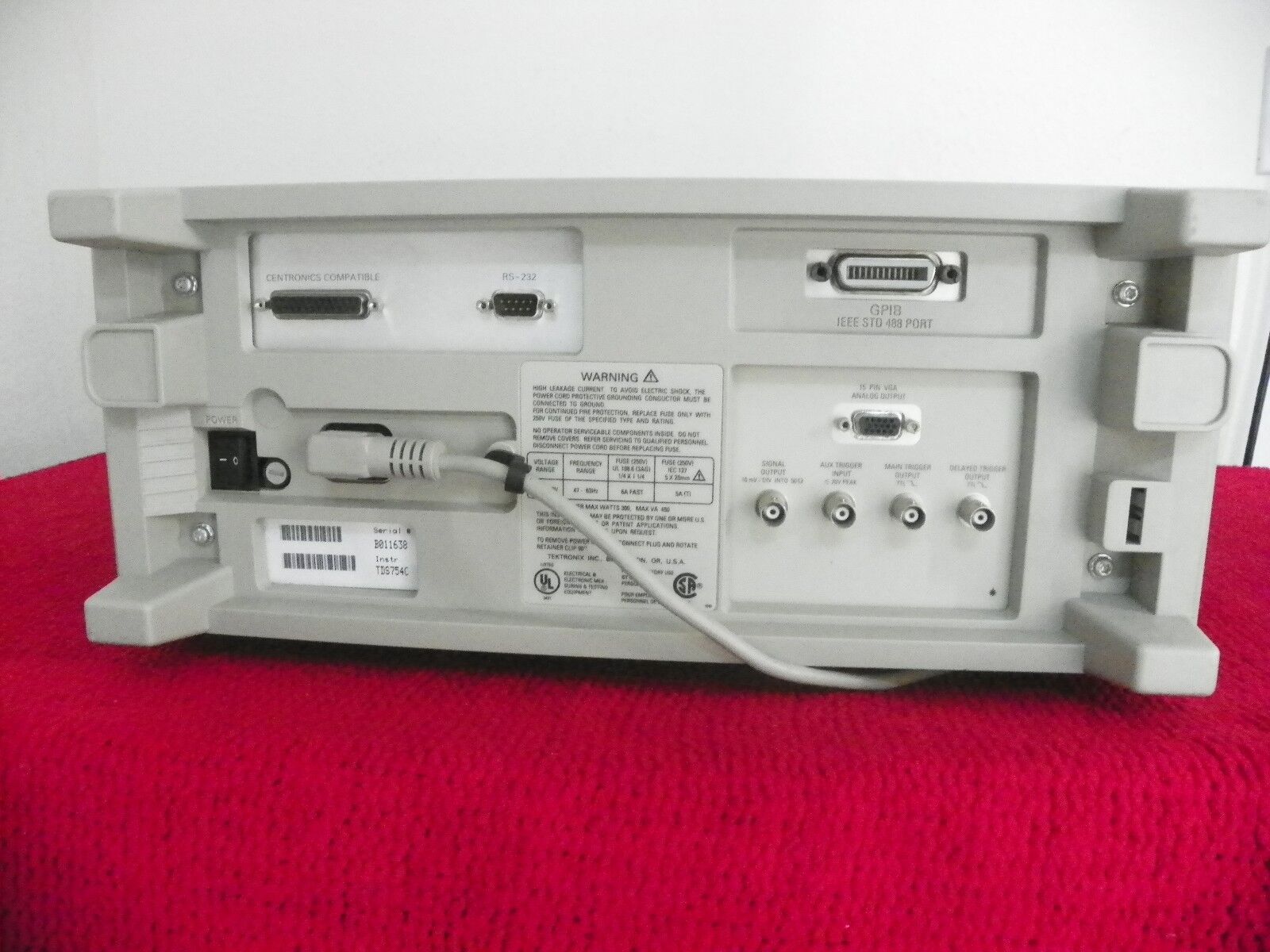 Tektronix TDS754C 500MHz 4 Channel Oscilloscope Options 13/1F/2F