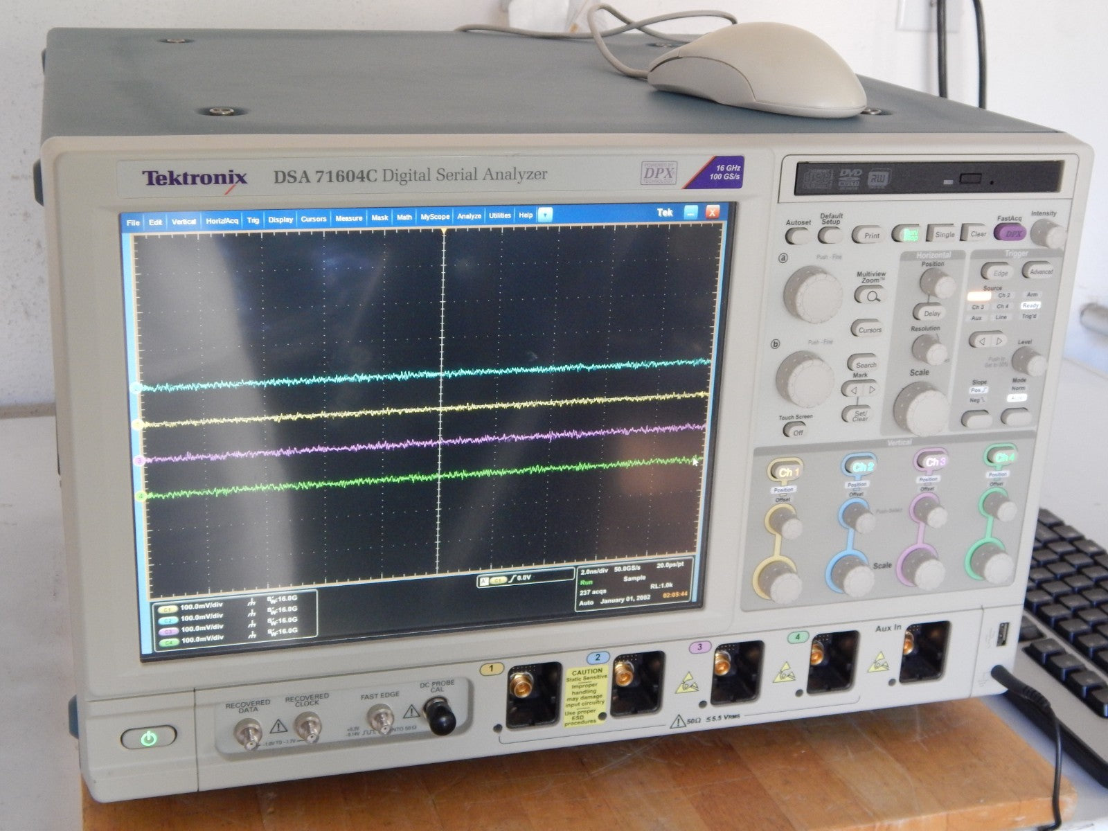 Tektronix DSA71604C 16Ghz 100GS/s Oscilloscope option loaded, s/n B010111