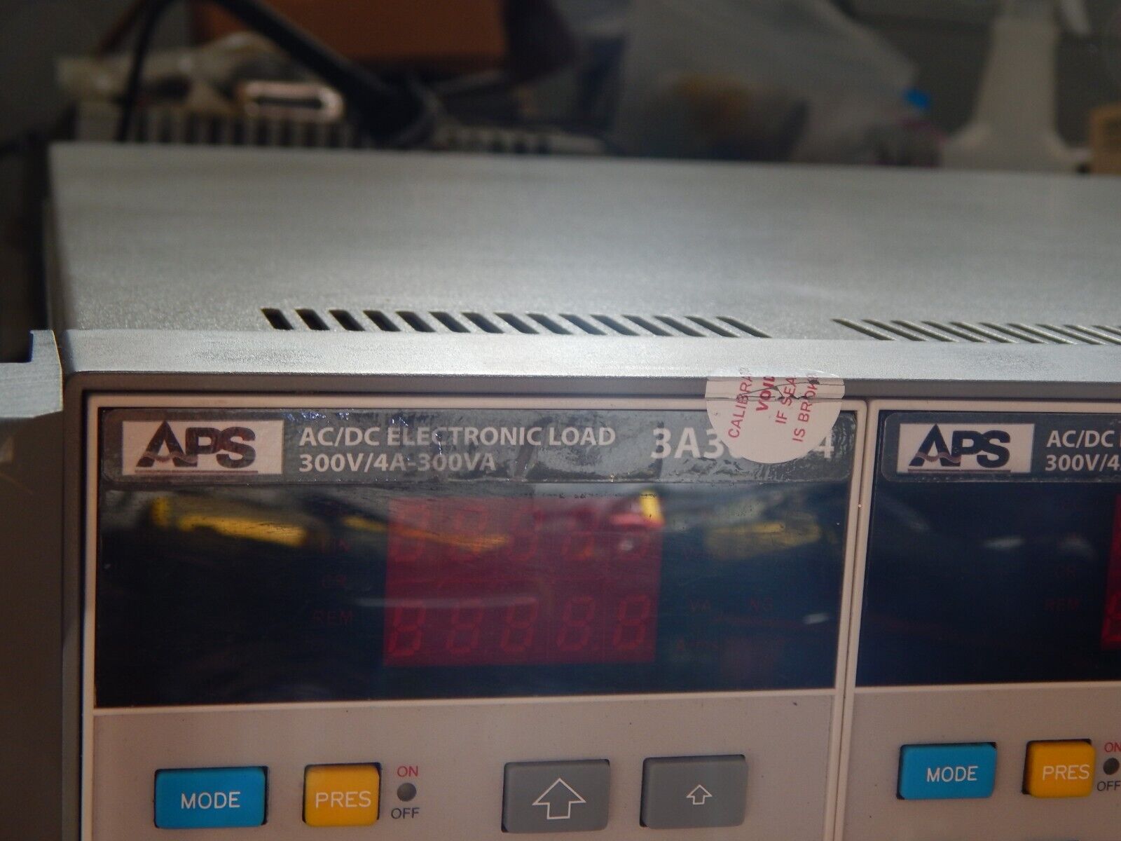 APS AC/DC Load 300V/4A-300VA 4 modules GPIB 34M04-01 Mainframe, NIST Cal'd
