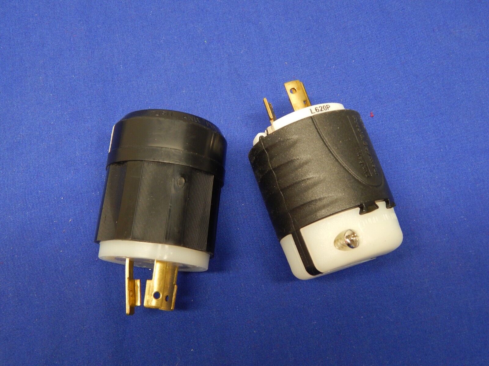 NEMA L6-20P Replacement 20 A 250 V Male Twist Lock 3 Wire Plug, Lot of 2