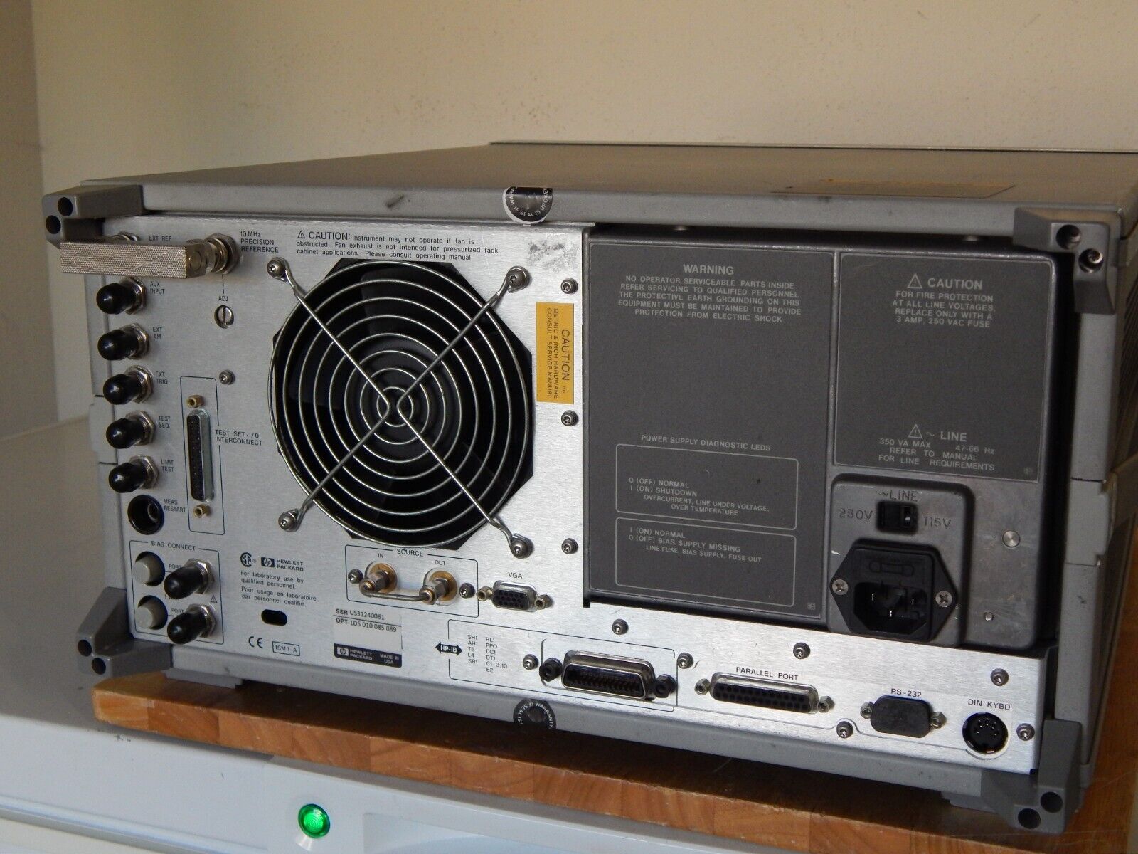 HP / Agilent 8722D Network Analyzer Options 010, 1D5, 085, 089. s/n US31240061