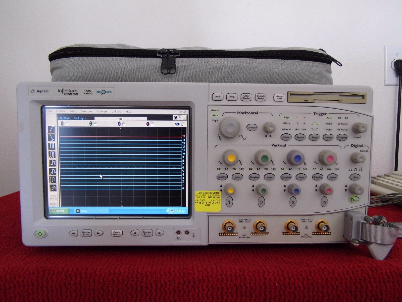 Agilent/HP54832D w/M1 Jitter & 040 1GHz,4GS/s,4CH+16CH w/Digital POD,clips,