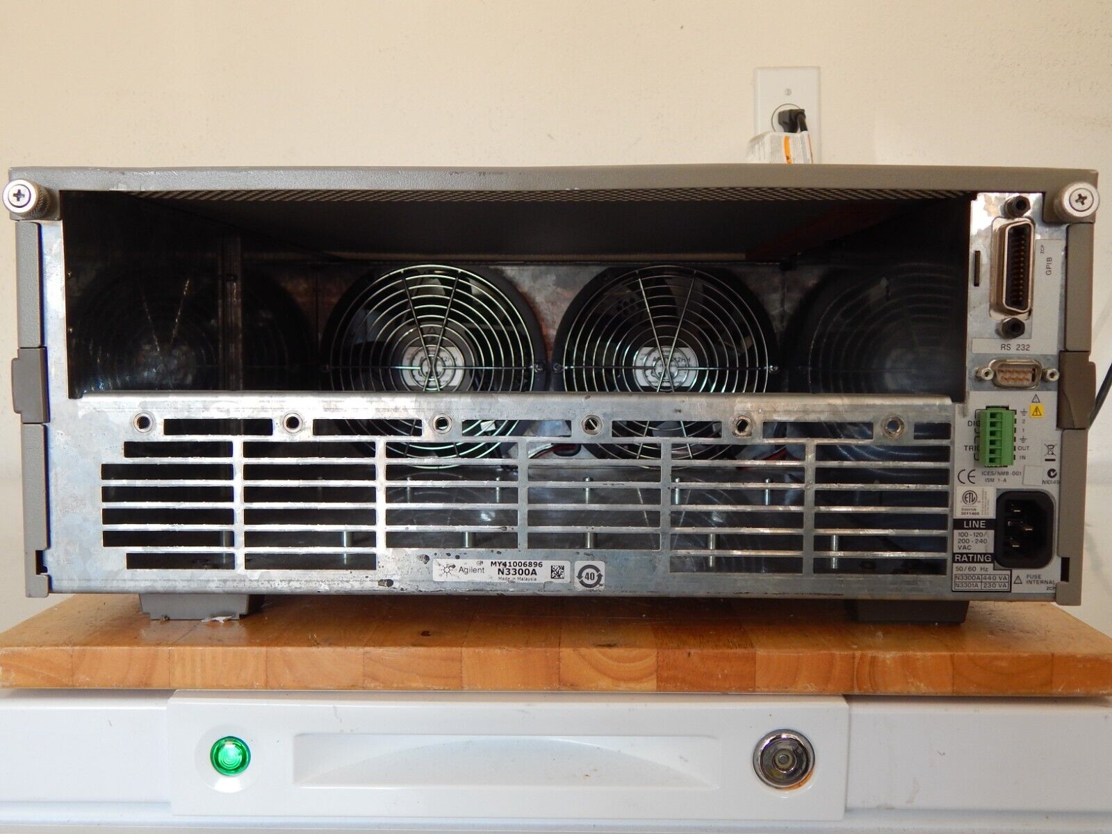 Agilent N3300A DC Electronic Load Mainframe