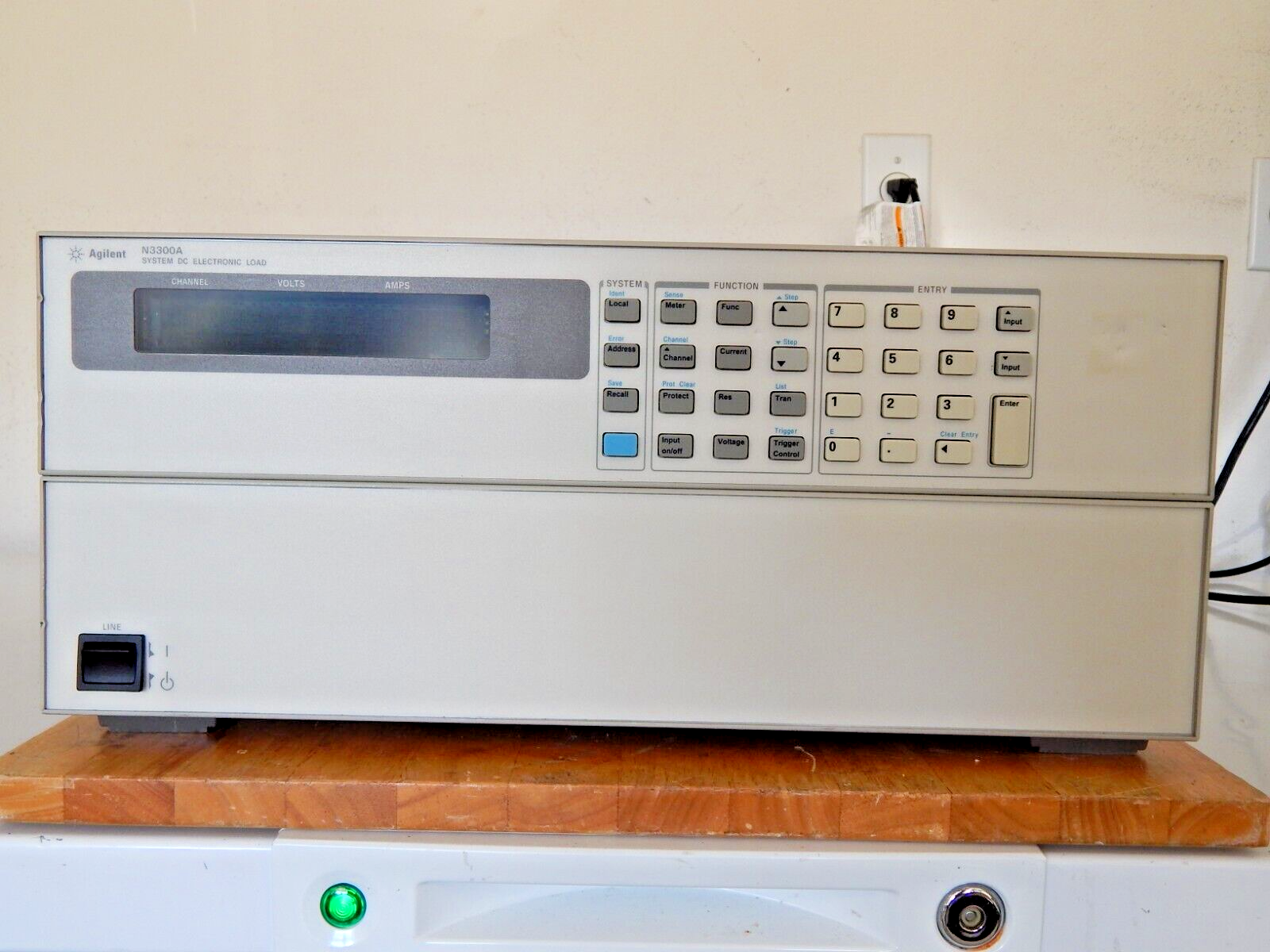 Agilent N3300A DC Electronic Load Mainframe
