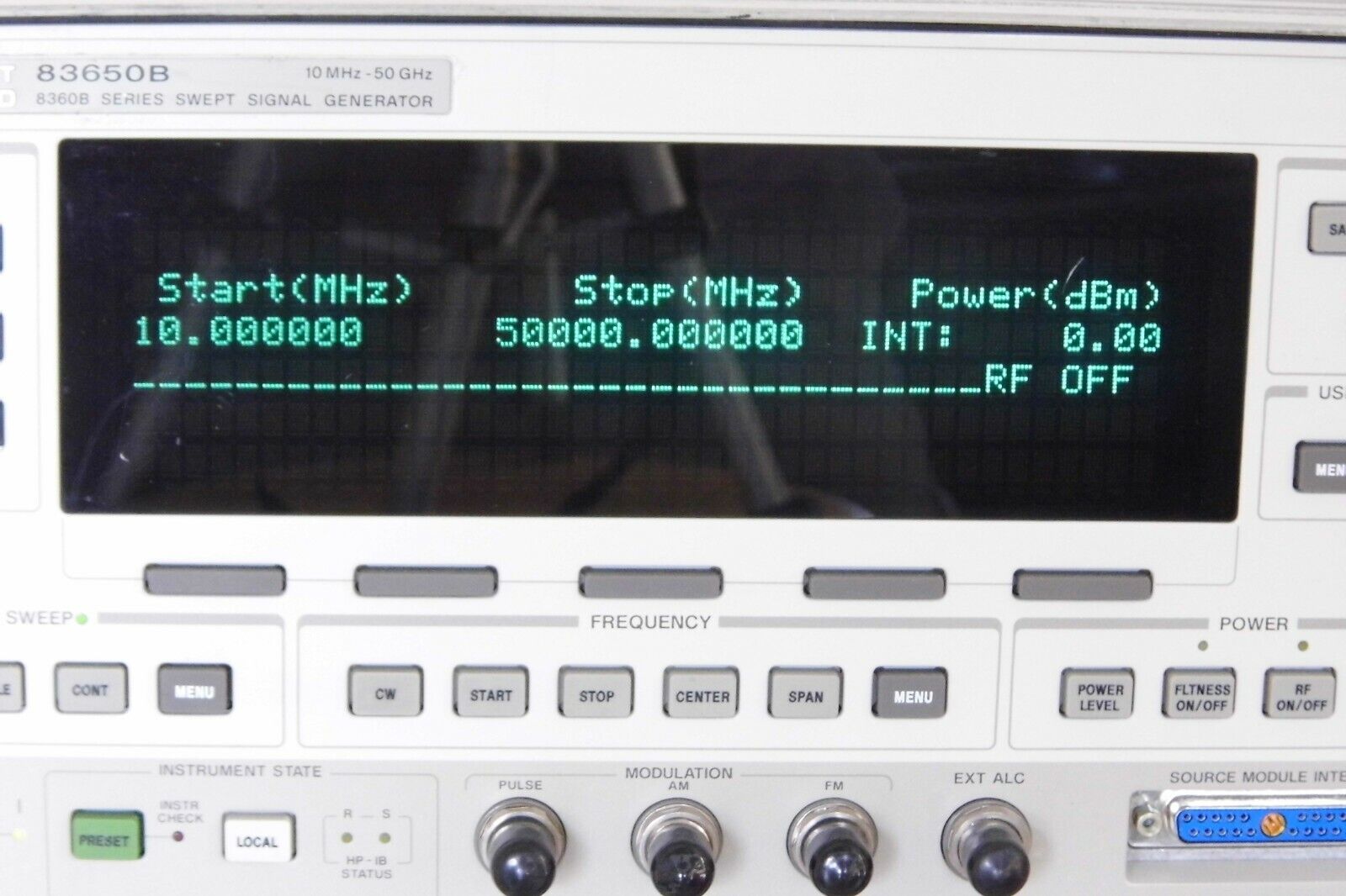 Agilent HP 83650B 001/002/006/008/ cal & data, 10Mhz-50Ghz synth.sweep generator