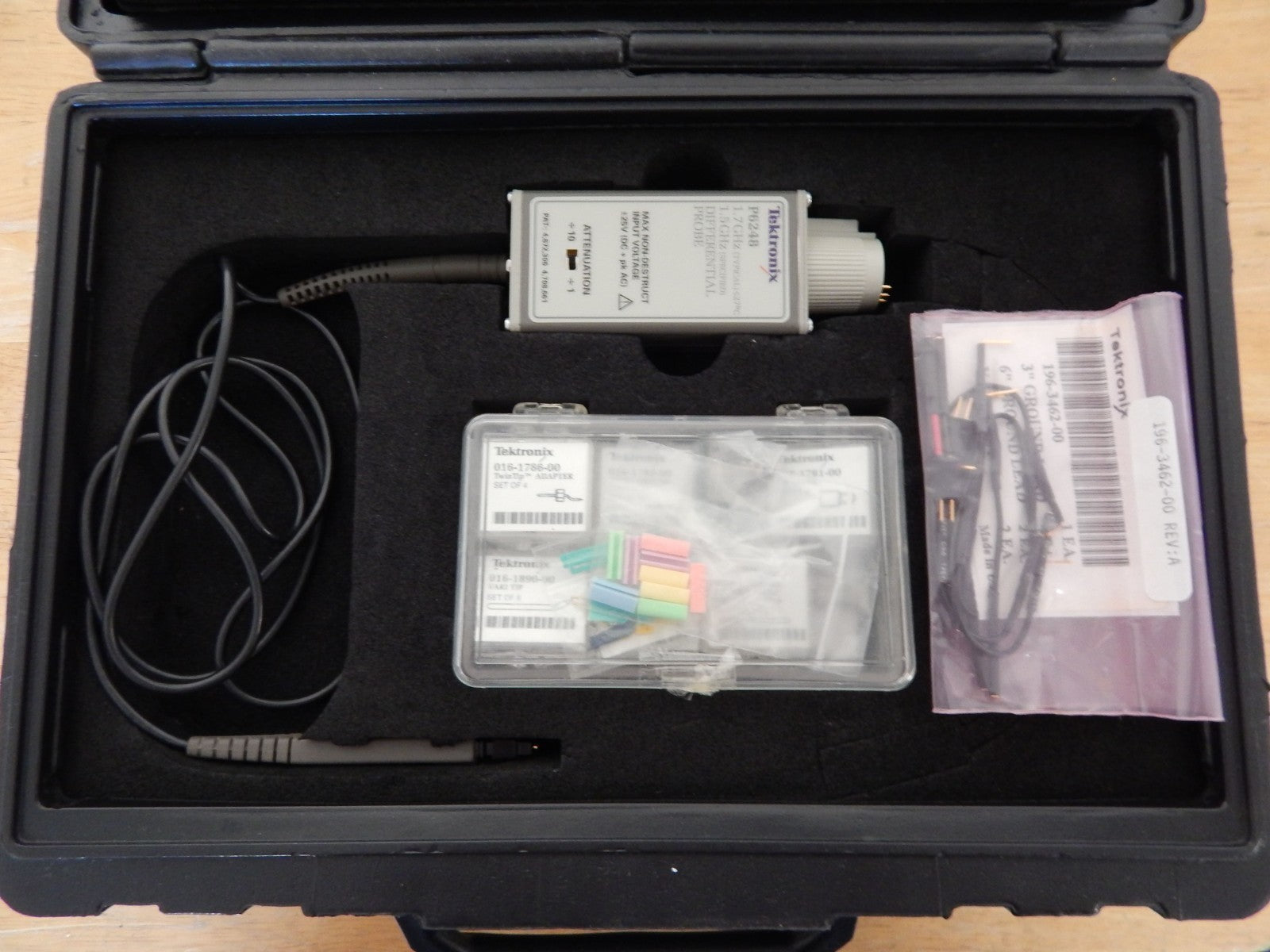 Tektronix P6248 Differential Probe 1.7GHz 1.5GHz with case and accessories