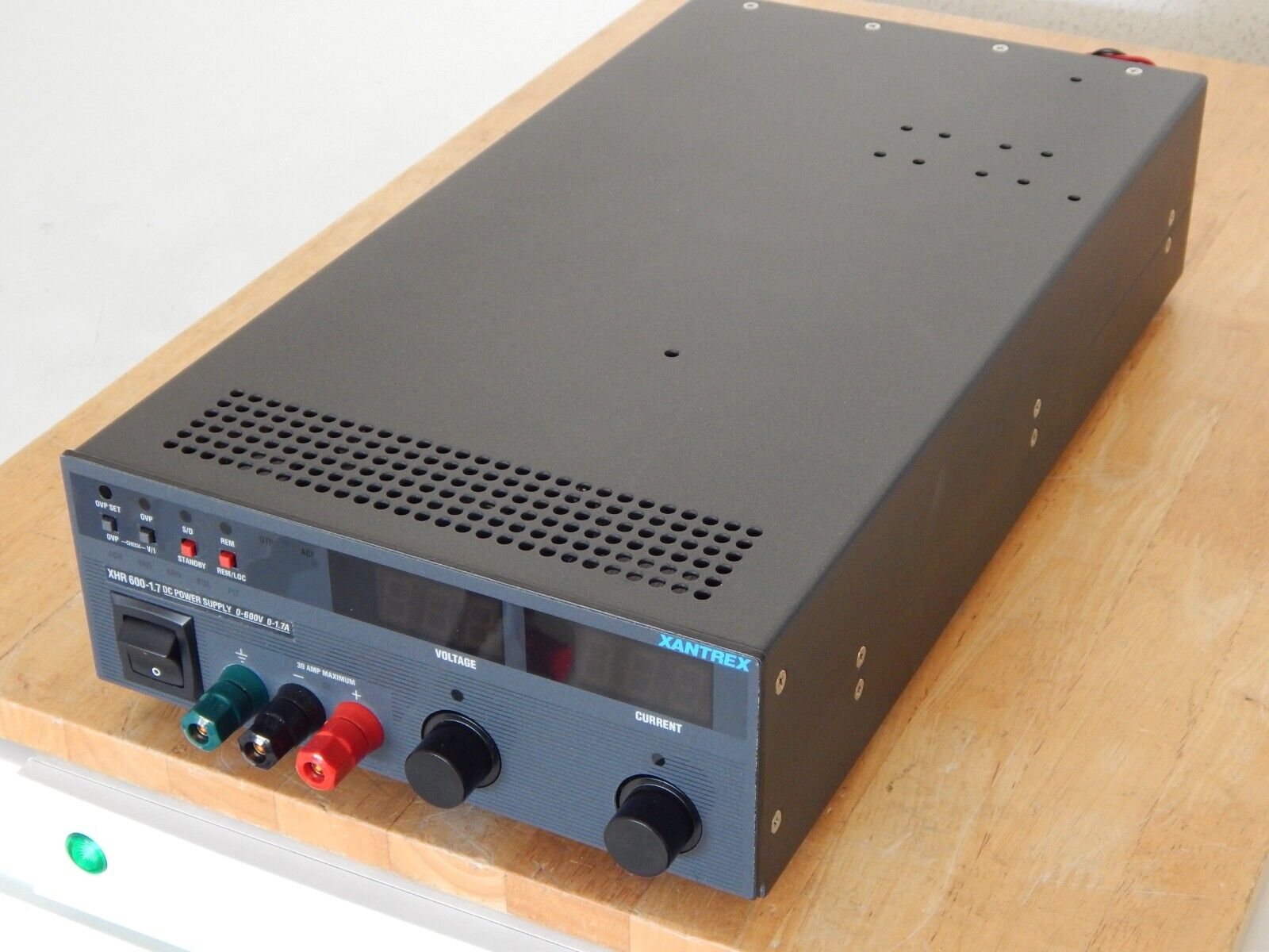 XHR600-1.7 DC Power Supply 0-600V 0-1.7A 1000W M9B (GPIB)