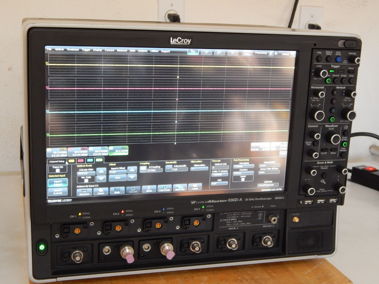 LeCroy SDA830Zi-A w/HDTV,JTA2,XDEV oscilloscope OEM cal 6/16/25, LCRY0436N68017