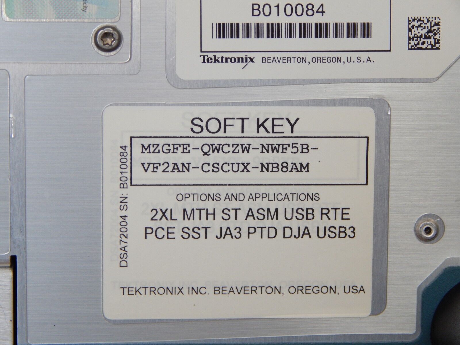 Tektronix DSA72004 Oscilloscope, option loaded & NIST cal'ed w/data