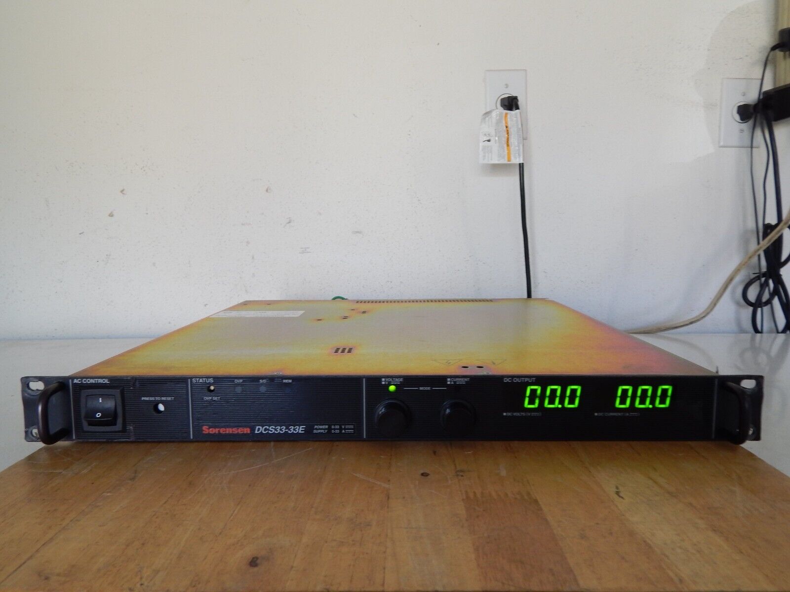 Sorensen DCS33-33E DC Power Supply