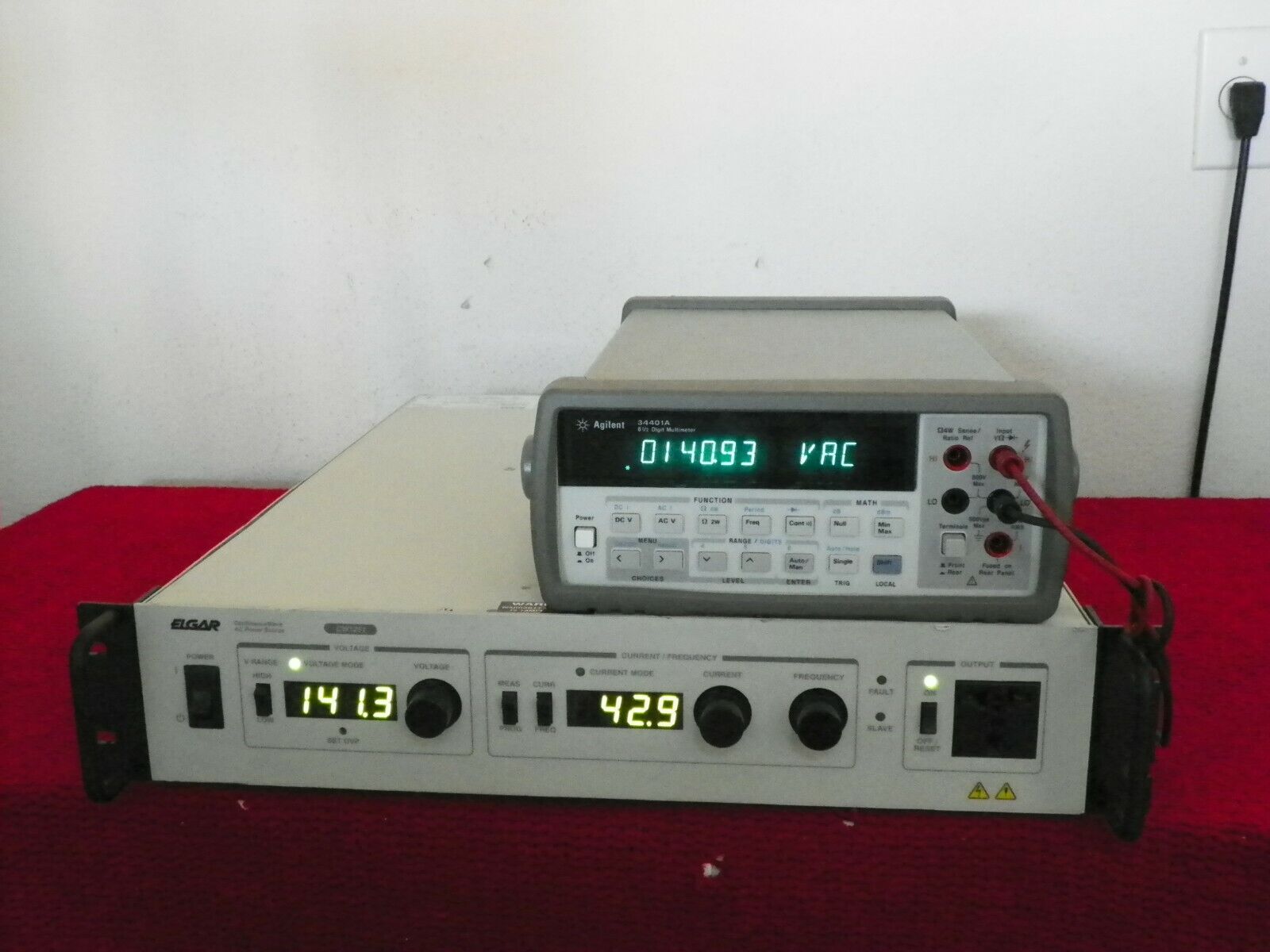 Elgar CW1251M 1250VA 45-500Hz,135/270Vac 9.26A/4.63A AC source