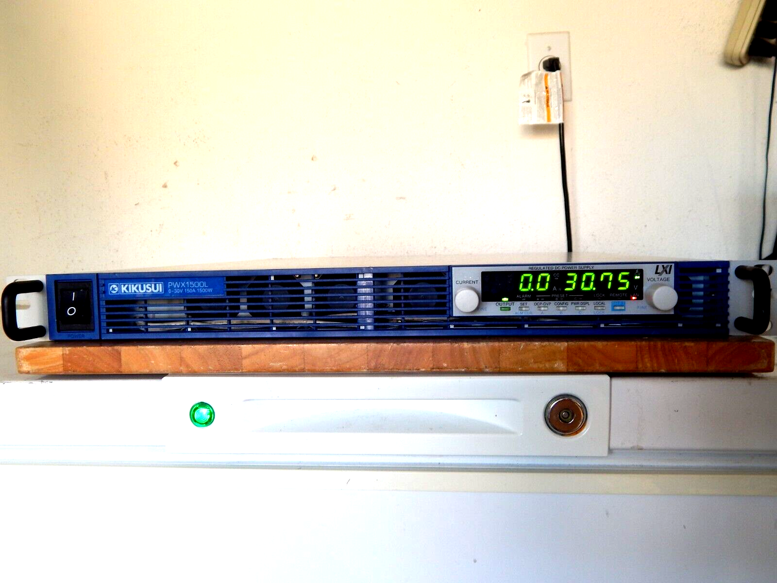 Kikusui PWX1500L LXI DC Power Supply 0-30V, 150A, 1500W (18 In stock)