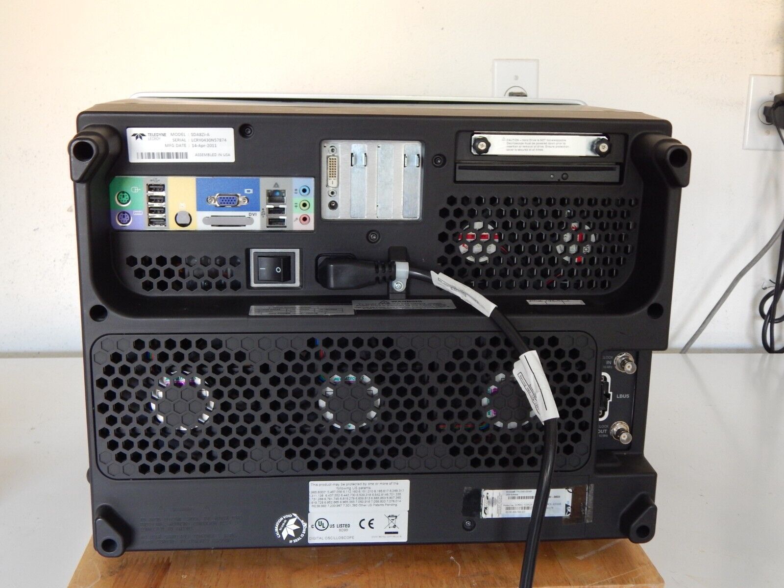 LeCroy SDA820Zi-A oscilloscope w/mfg cal & data 1/25/22 option loaded