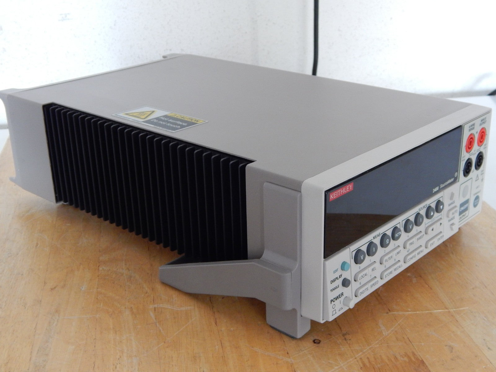 Keithley 2400 SourceMeter, 200Vdc 1A 20W , Rev C30