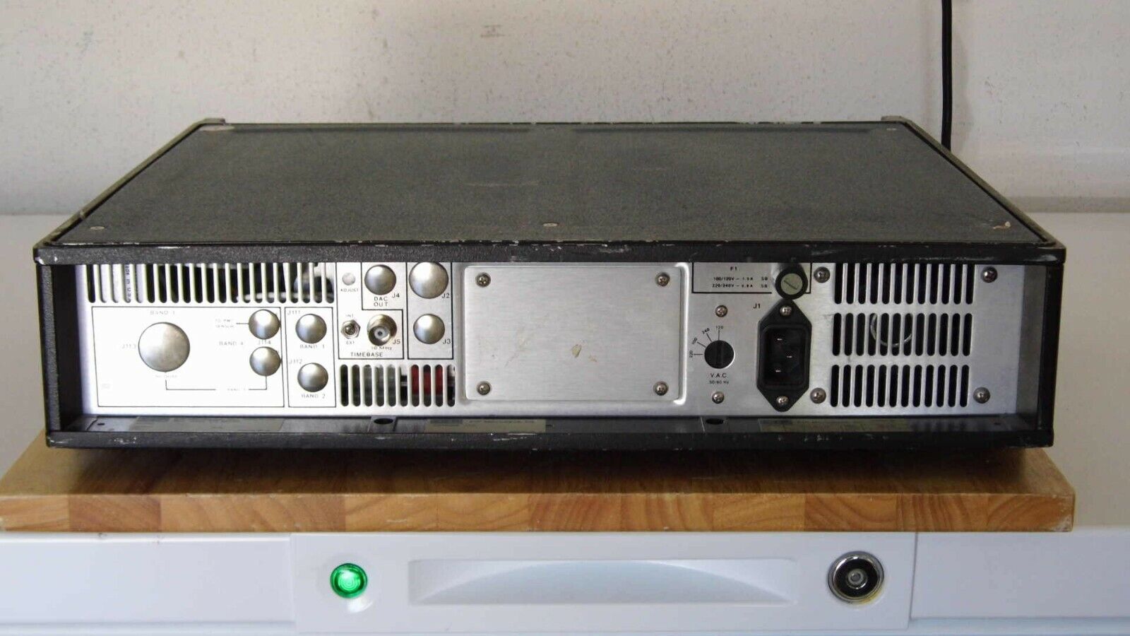 EIP 548B microwave frequency counter 10hz-26.5Ghz w/opt 06 