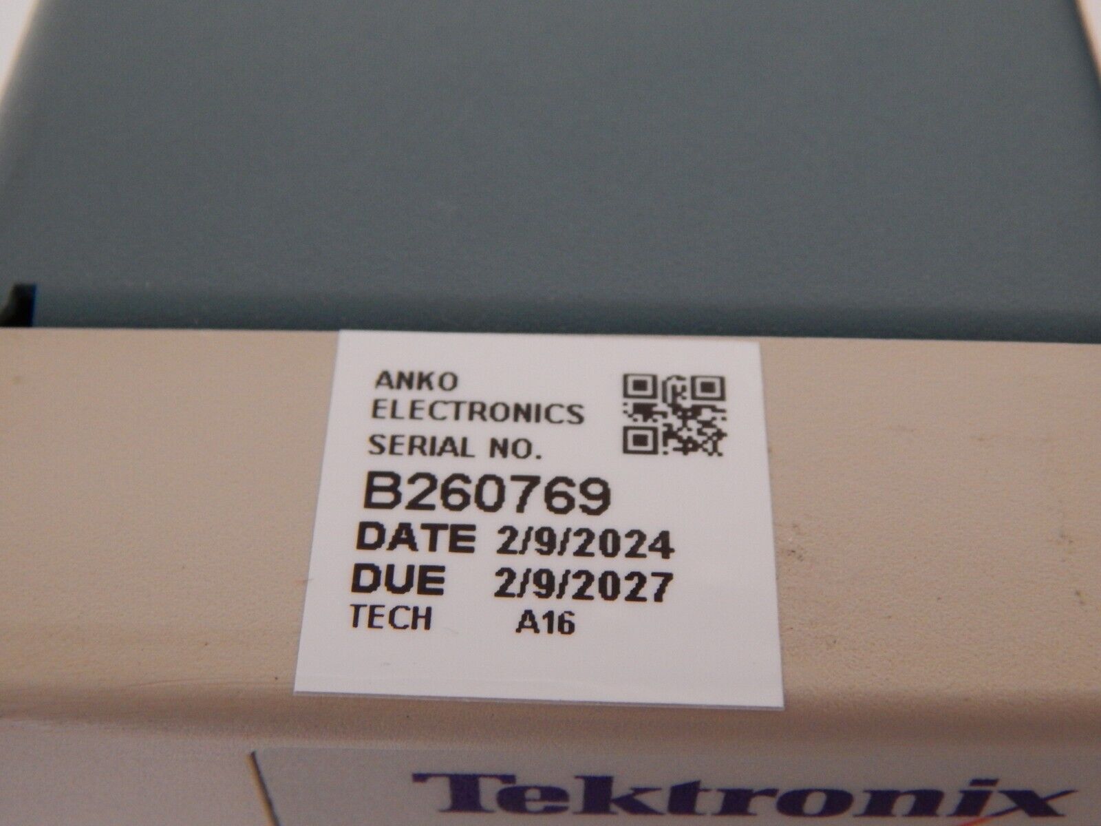 Tektronix MSO73304DX 33GHz, 100Gs/s, 4+16 Ch., MSO oscilloscope, NIST, W7