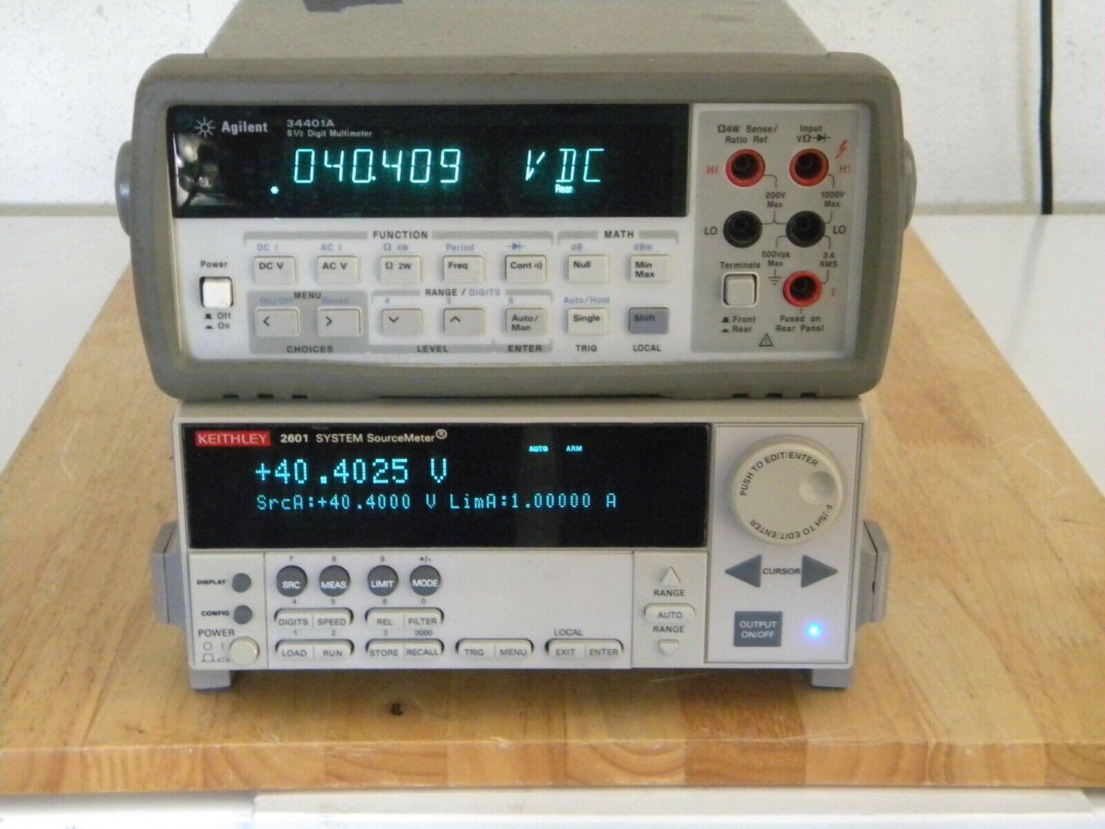 Keithley 2601 Single Channel System SourceMeter (3A DC, 10A Pulse)  ISO17025