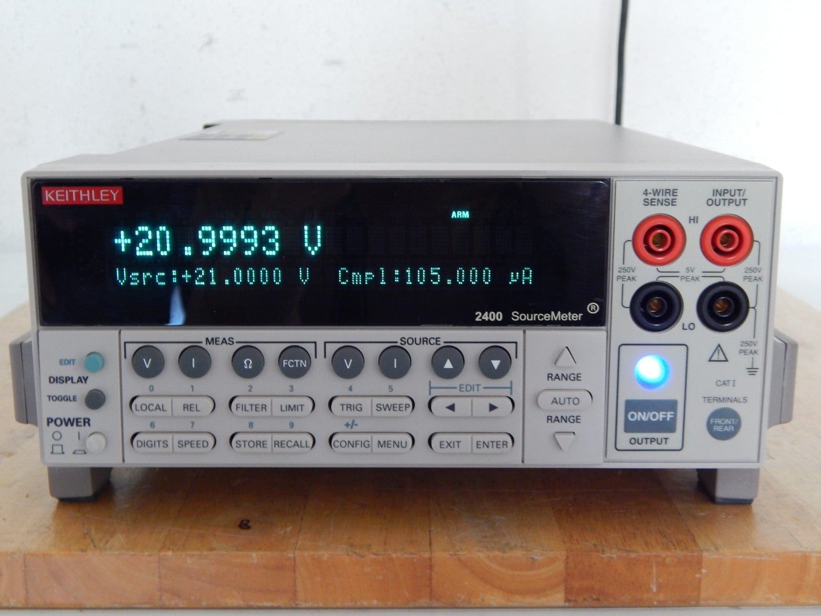 Keithley 2400 SourceMeter, 200Vdc 1A 20W , Rev C30