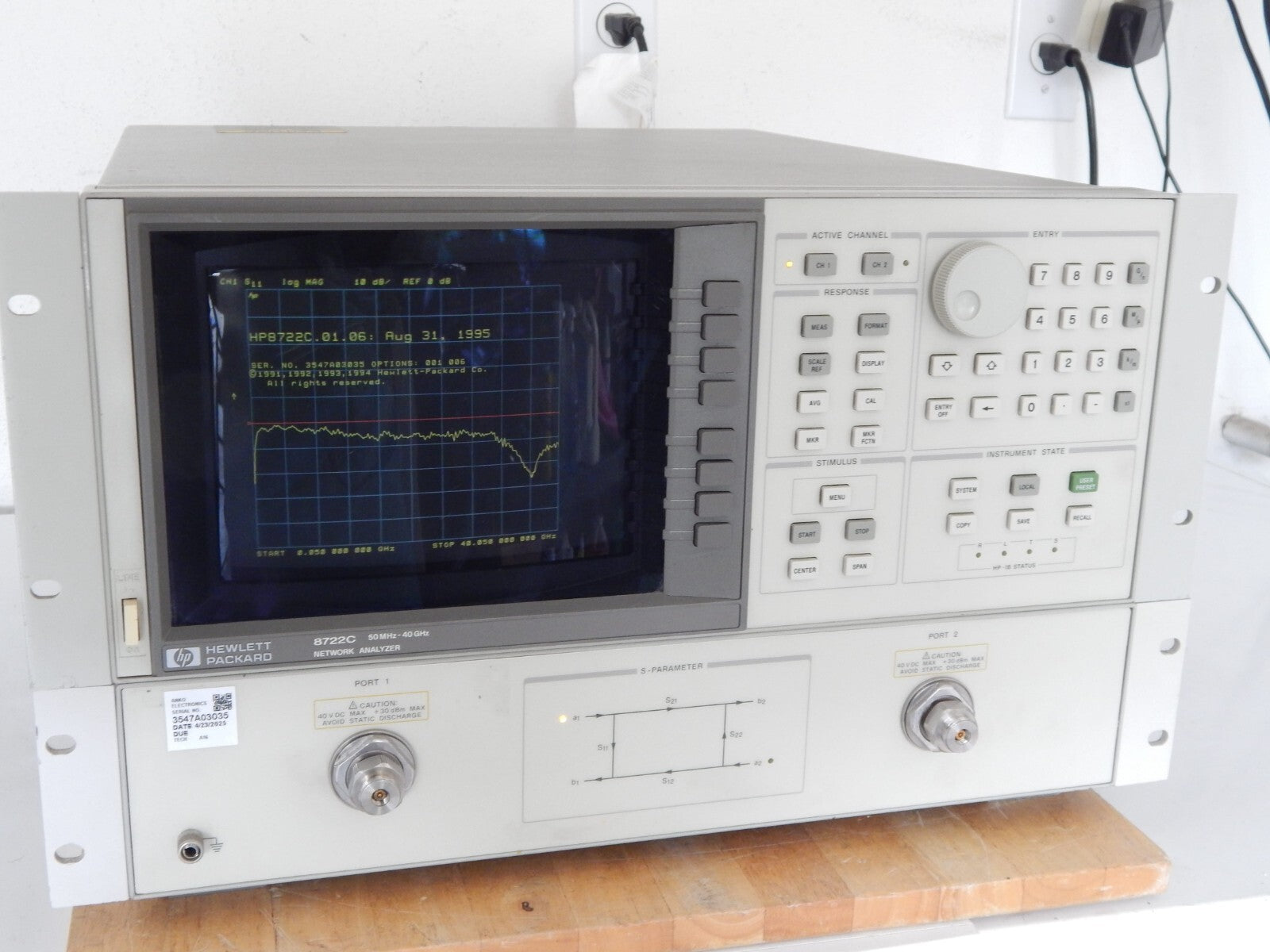 Agilent/Keysight 8722C w/001, 006, 50Mhz-40GHz Network analyzer, s/n3547A03035