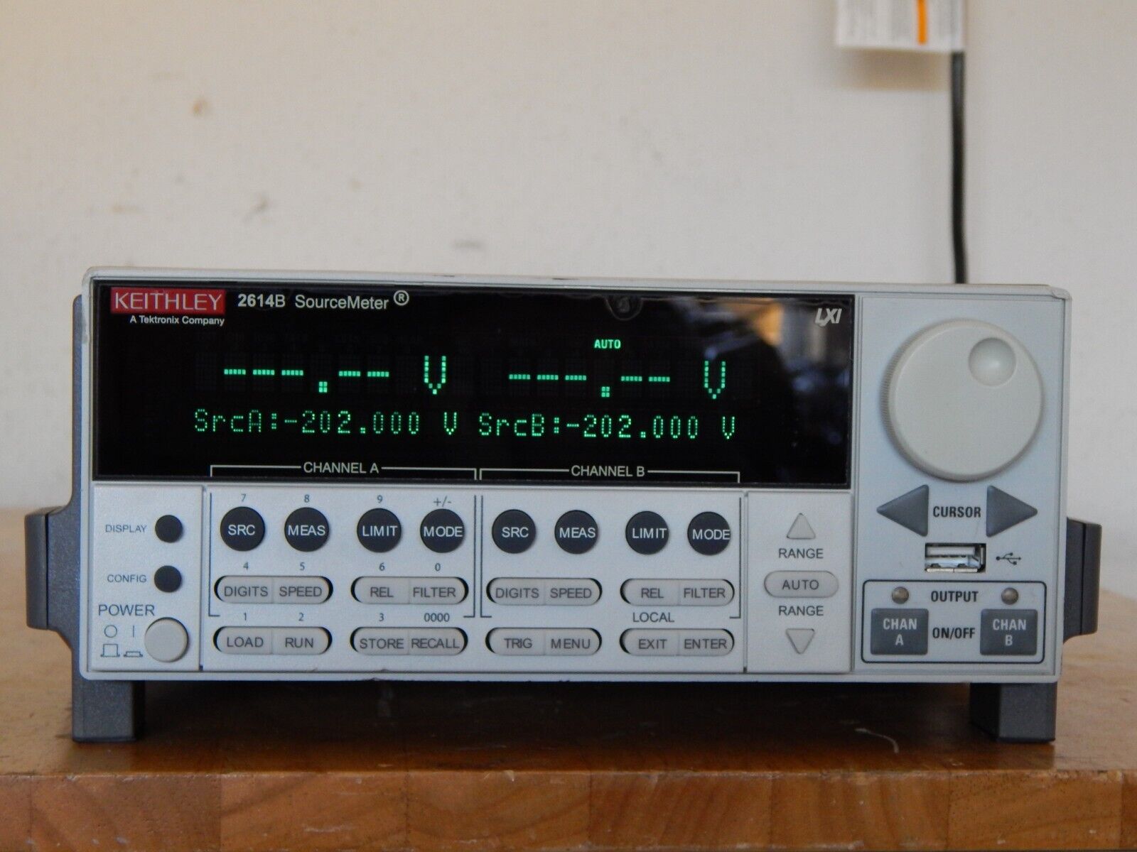 Keithley 2614B dual SourceMeter tested w/data, USA dealer, avoid 25% tariffs