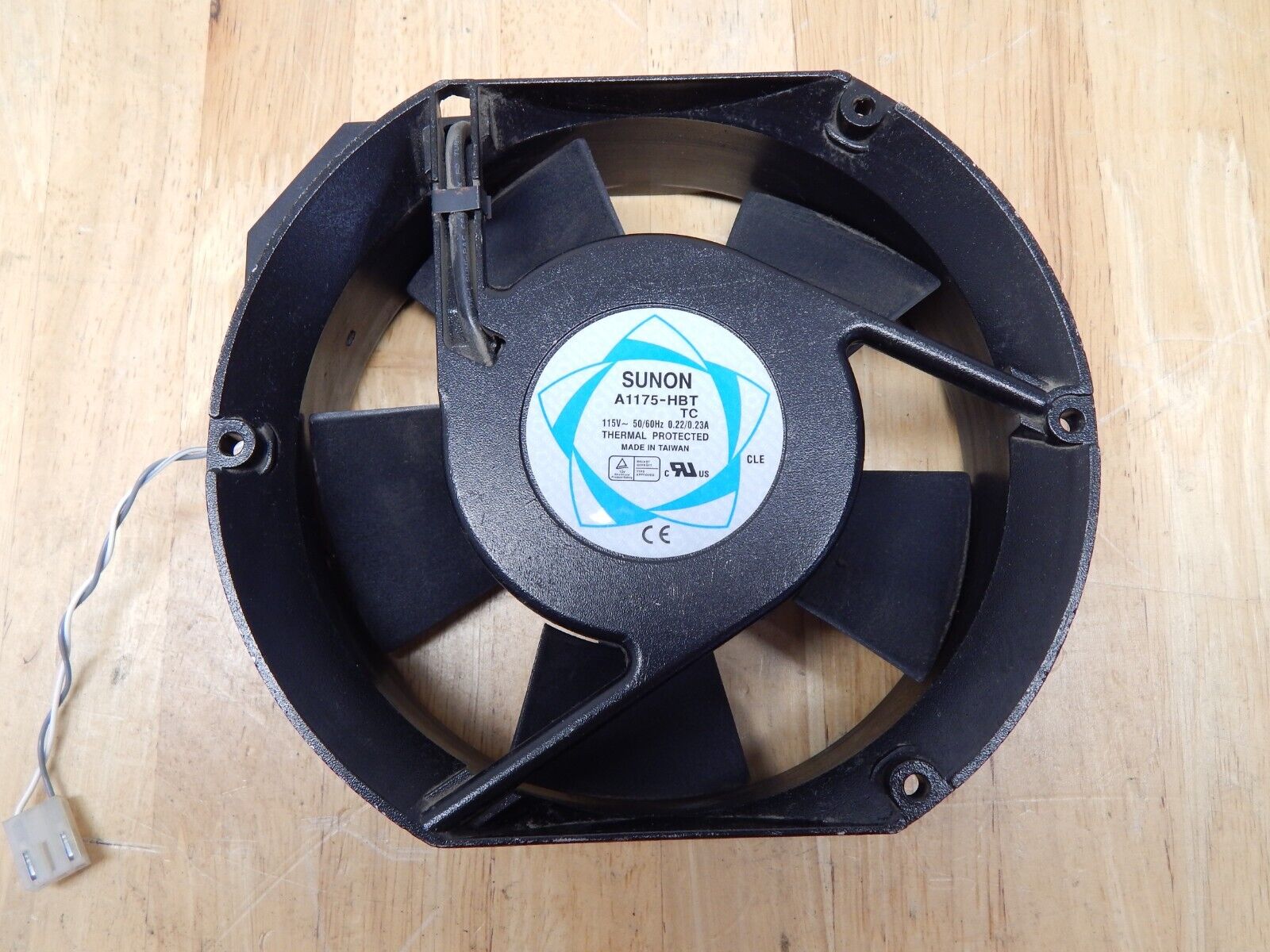 SUNON A1175-HBT EME P1175HBT 115V 0.23A 50Hz Fan, 90% new, (8 in stock)