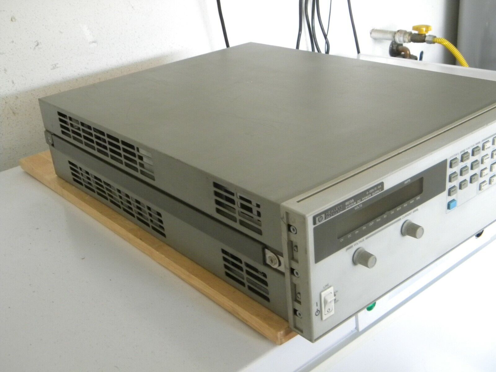 Agilent / HP 6675A Power Supply, 135V, 16A, 2160W Option J06