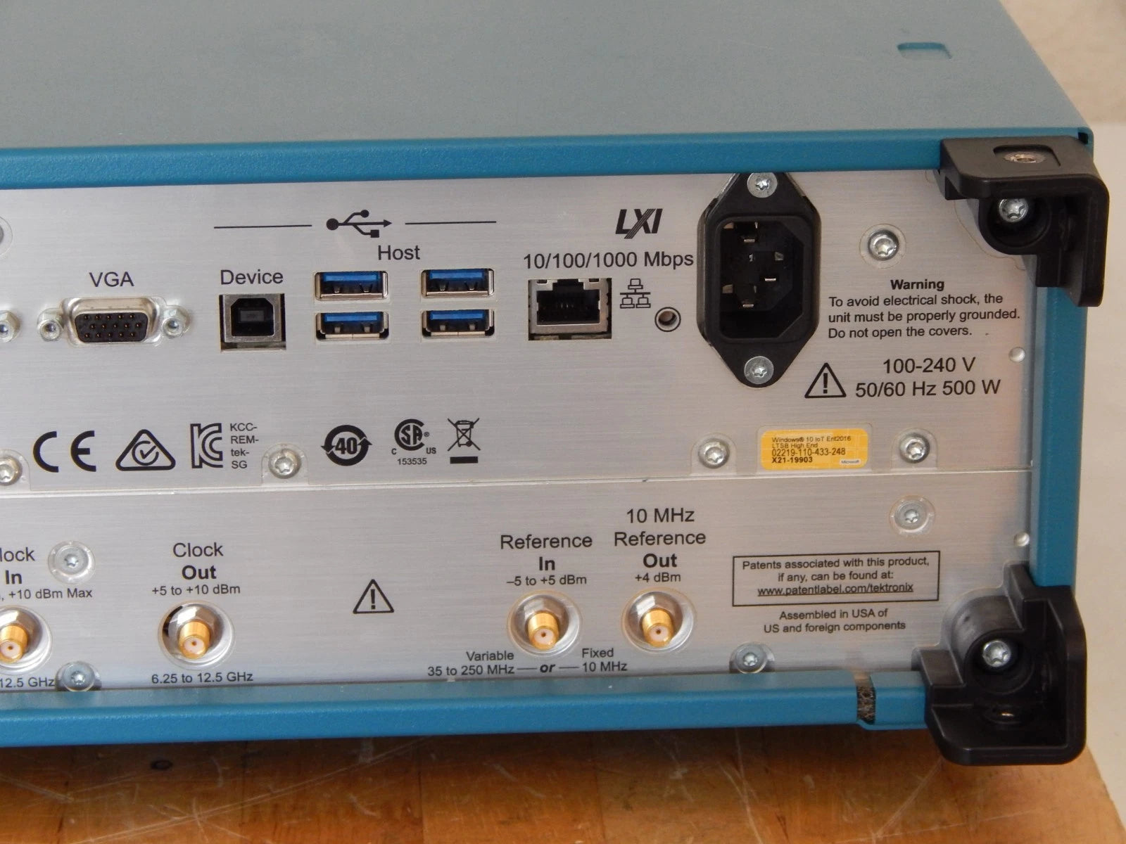 Tektronix AWG70002B w/16GS/s & SEQ and NIST cal w/data