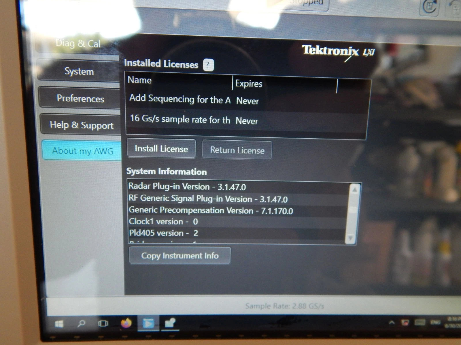 Tektronix AWG70002B w/16GS/s & SEQ and NIST cal w/data